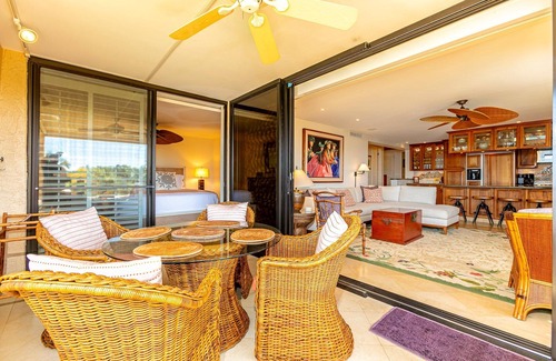 Wailea Condo | Custom Designed Beachfront Ocean View Condo Polo Beach 402!