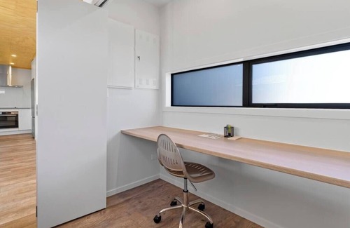 Te Aroha House | Custom designed holiday home, next to Cycleway.