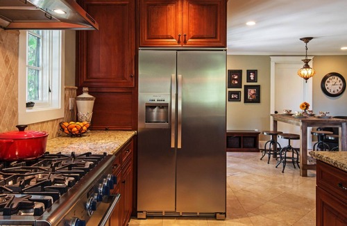 Altadena House | Custom Home near Rose Bowl