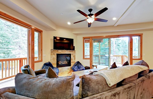 Tahoe Island House | Custom Home w/ Loft - Foosball & Hot Tub, Near Marina & Beach