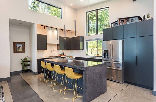 Port Angeles House | Custom modern home near Olympic National Park