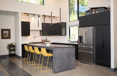Port Angeles House | Custom modern home near Olympic National Park