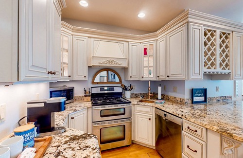 Edgecomb Condo | Custom riverfront townhome with amazing view, dock, boat slips & location