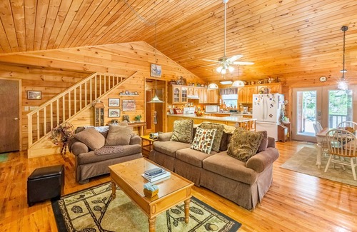 Almond Cabin | Customer Appreciation Year! Get a free night!