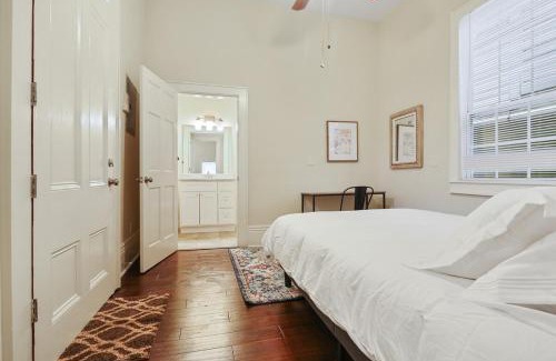 South 7th Ward Apartment | Cute 1bed 1bath 4blocks from French Q near Bourbon St and steps to Jazz Venues
