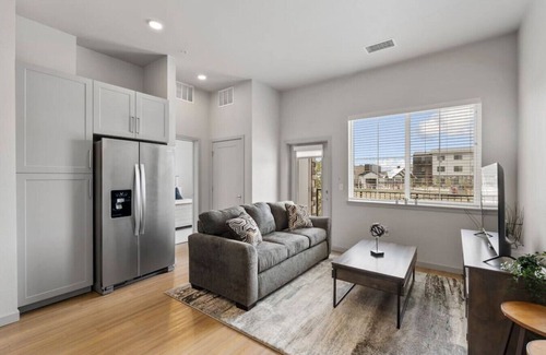 Dupont Apartment | Cute 1BR in Green Valley