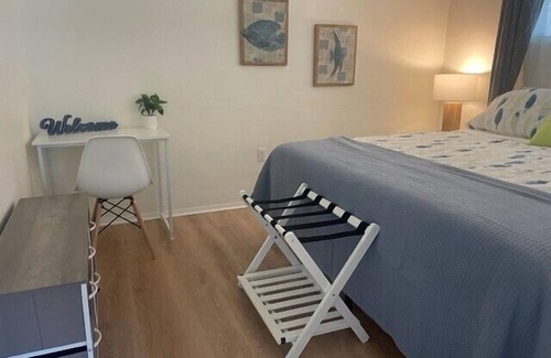 South Gate Ridge House | Cute 2 bedroom home close to it all.