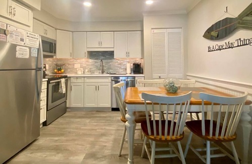Village Green House | Cute 2 Bedroom in Central Cape May
