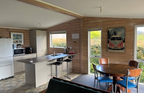 Kerikeri Cottage | Cute 2 bedroom Kombi cottage