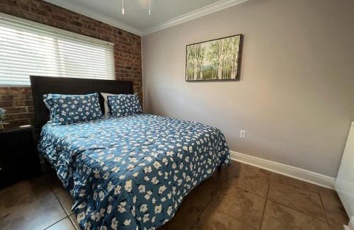 Highlands - Perkins Apartment | Cute 2 bedroom near LSU