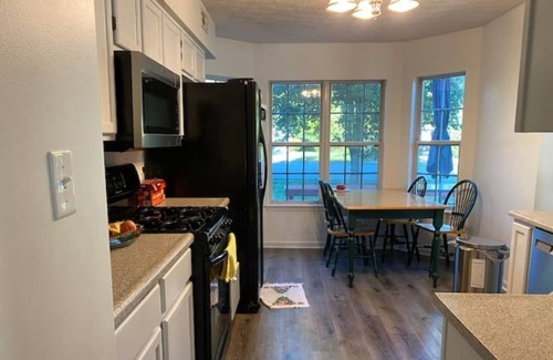 Carmel House | Cute 3BRs House, Carmel
