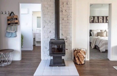 Katikati House | Cute and Cosy in the Middle