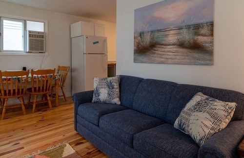 Ludington House | Cute and Cozy home located in the heart of Ludington, near Lake Michigan!