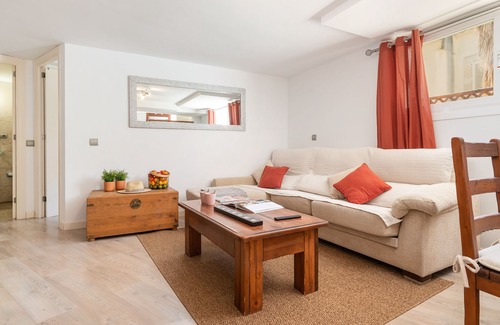 Alcanada Apartment | Cute apartment for 2 in Alcudia, close to the beach and all amenities