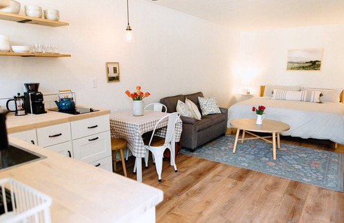 Moscow Apartment | Cute brand new studio in a peaceful neighborhood!