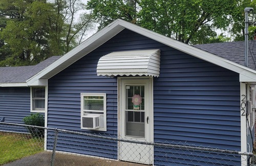 Houghton Lake House | Cute cabin located in the Houghton Lake area.