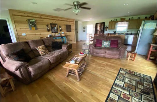 Hiawassee House | Cute cabin😊Pretty Views! Clean! ONLY 1 MILE TO TOWN!