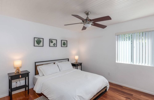 Logan Heights Apartment | Cute & Casual Home w/ Yard