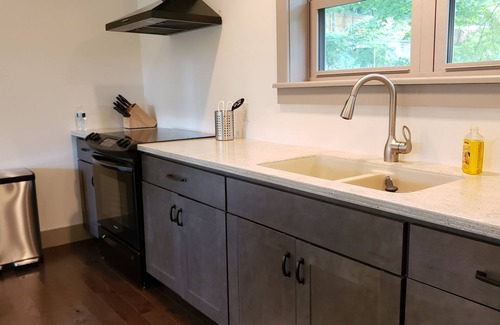 Lake George House | Cute&Chic Lake George Escape (2bedroom/2bath w/parking)