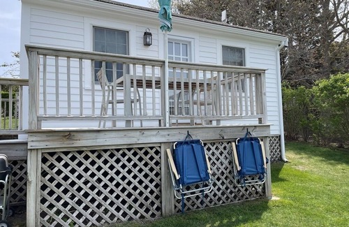 Chatham Cottage | Cute clapboard cottage on the hill off Stage Island Road!