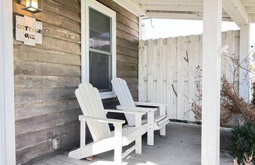 Ocean City Cottage | Cute cottage near the boardwalk & bay with patio, outdoor shower, & kitchenette