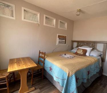 Bloomfield House | Cute Cowboy Corner