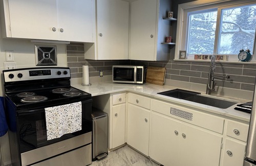 Gaylord House | Cute, cozy brick ranch only blocks from downtown Gaylord.