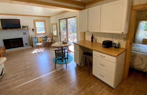 Crosslake House | Cute, Cozy Original Cabin Character with Modern Amenities