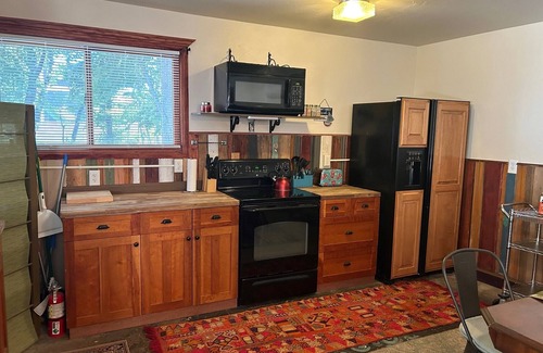 Pueblo Cottage | Cute Guest House on Beautiful Historic Property