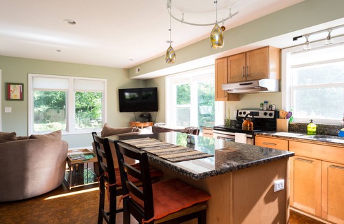 Fletcher Cottage | Cute Heart Cottage