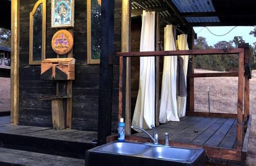 Wheatland Other | Cute, Lakeside Glamping Bell Tent + Amenities, Wheatland, California