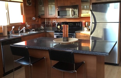 Wofford Heights House | ☼ Cute Lodge with Lake Views!