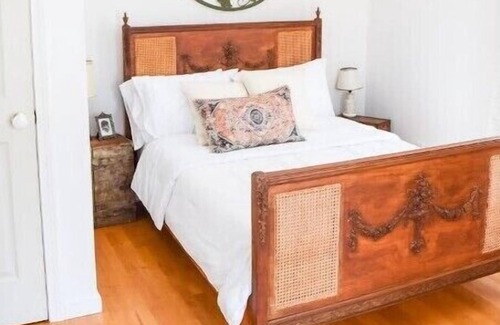Georgetown House | Cute Maine Cottage: Woods & Water View