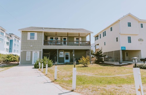 Kill Devil Hills Apartment | Cute Modern Piece of Paradise Just Steps to the Ocean! New and Modern Oasis!