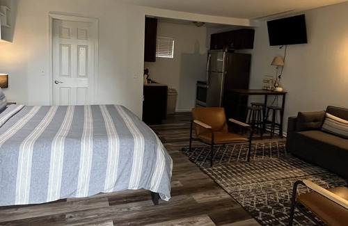 Melrose Apartment | Cute Nashville apartment close to downtown!