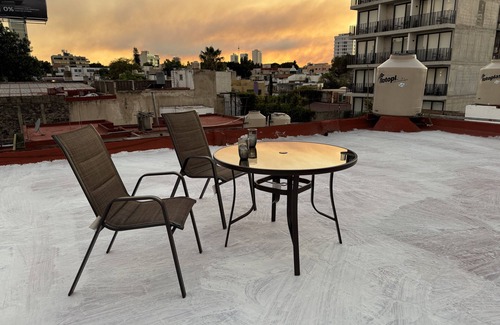 Providencia Apartment | Cute Providencia Apartment one block from Midtown mall