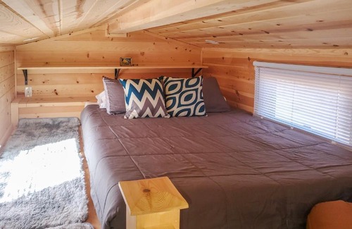 Cottonwood House | Cute Sedona Green-Certified Cedar Tiny Home