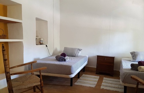 Puerto Serrano House | Cute shepherd's cottage from 1892, with pool, 4p
