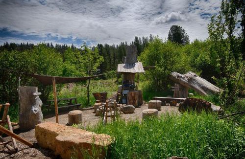 Garden Valley Other | Cute Teepee near Boise, Idaho - Fantastic Glamping Getaway with Friends by the Payette River
