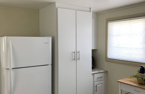 Tyrone House | Cute Totally Remodeled Casita in the Heart of Town