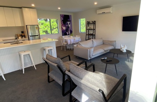Havelock North Cottage | Cute Trendy Cottage
