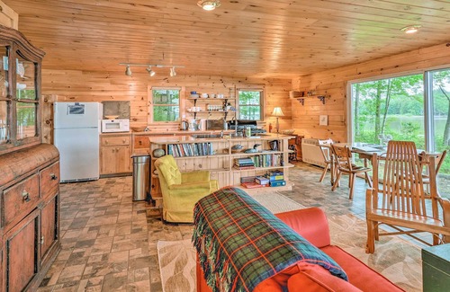 Mariaville Cabin | Cute Waterfront Cabin in Coastal Maine!