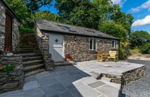 St George House | Cwt Bach