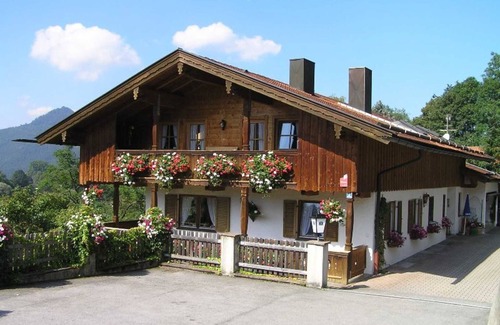 Fischbachau Cottage | Cyclamen (Category A) - Gästehaus Sonnenbichl