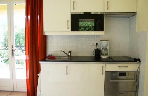 Montbrun-les-Bains Apartment | Cycling Escape in Montbrun