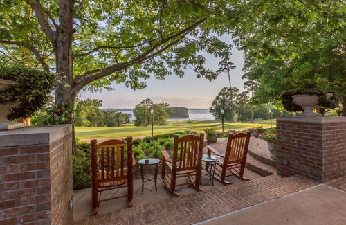 Negreet Resort | Cypress Bend Resort, a Wyndham Hotel