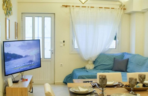 Anatolikos Sinikismos Apartment | D&A Sea Breeze next to the sea