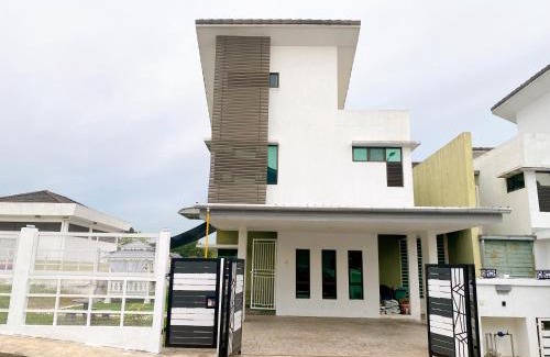 Bandar Baru Bangi House | D Corner Homestay