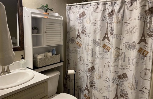 Bozeman Apartment | D&E vacation getaway