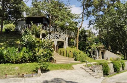 Kampung Pengenting Cabin | D'INaRA Kuala Klawang, NSembilan by manatidur